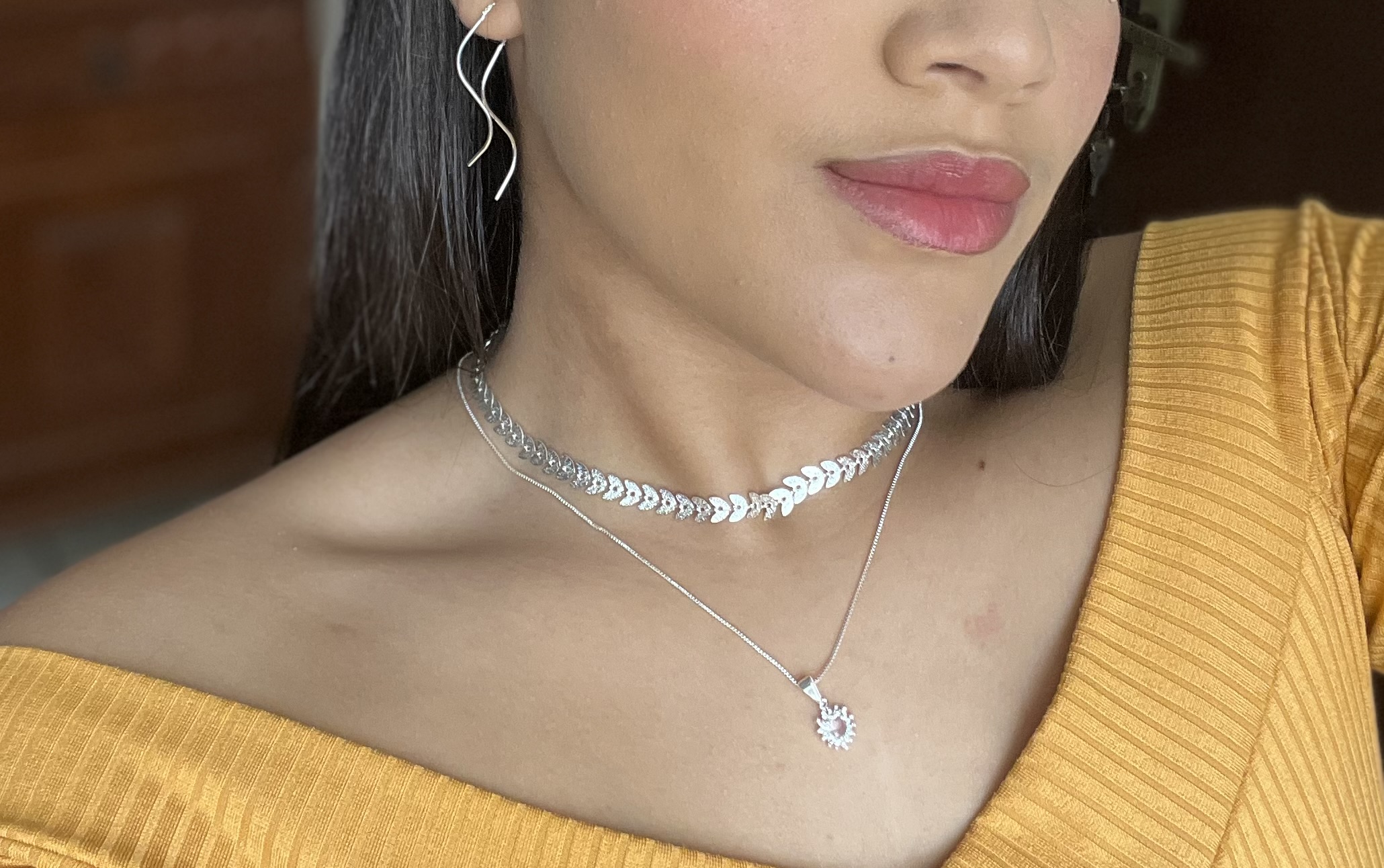 Choker Folinhas- Cora